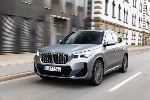 BMW iX1