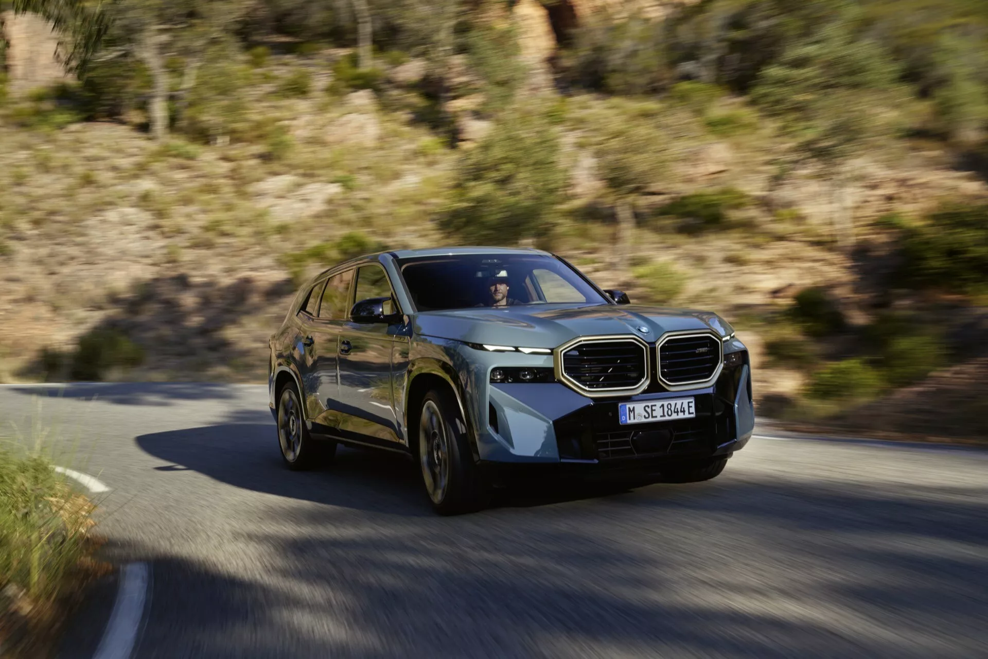 Model BMW XM G09 pro rok 2023 představuje elegantní design a inovativní vlastnosti