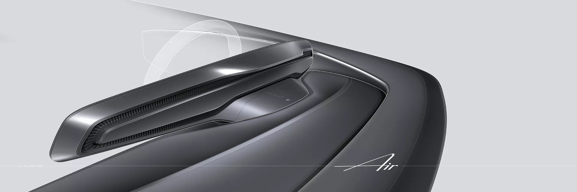 Detailní, vysoko-rozlišený snímek vnějšího designu vozu Lucid Air 2022, zobrazující elegantní a aerodynamický přívod vzduchu nebo stylizovaný otvor na zadním blatníku za bočním oknem. Detail zahrnuje mřížku typickou pro vysoce výkonné vozy k průchodu vzduchu a prevenci před nečistotami s lesklou povrchovou úpravou. Viditelný text 'Air' naznačuje model nebo technologii aerodynamiky.