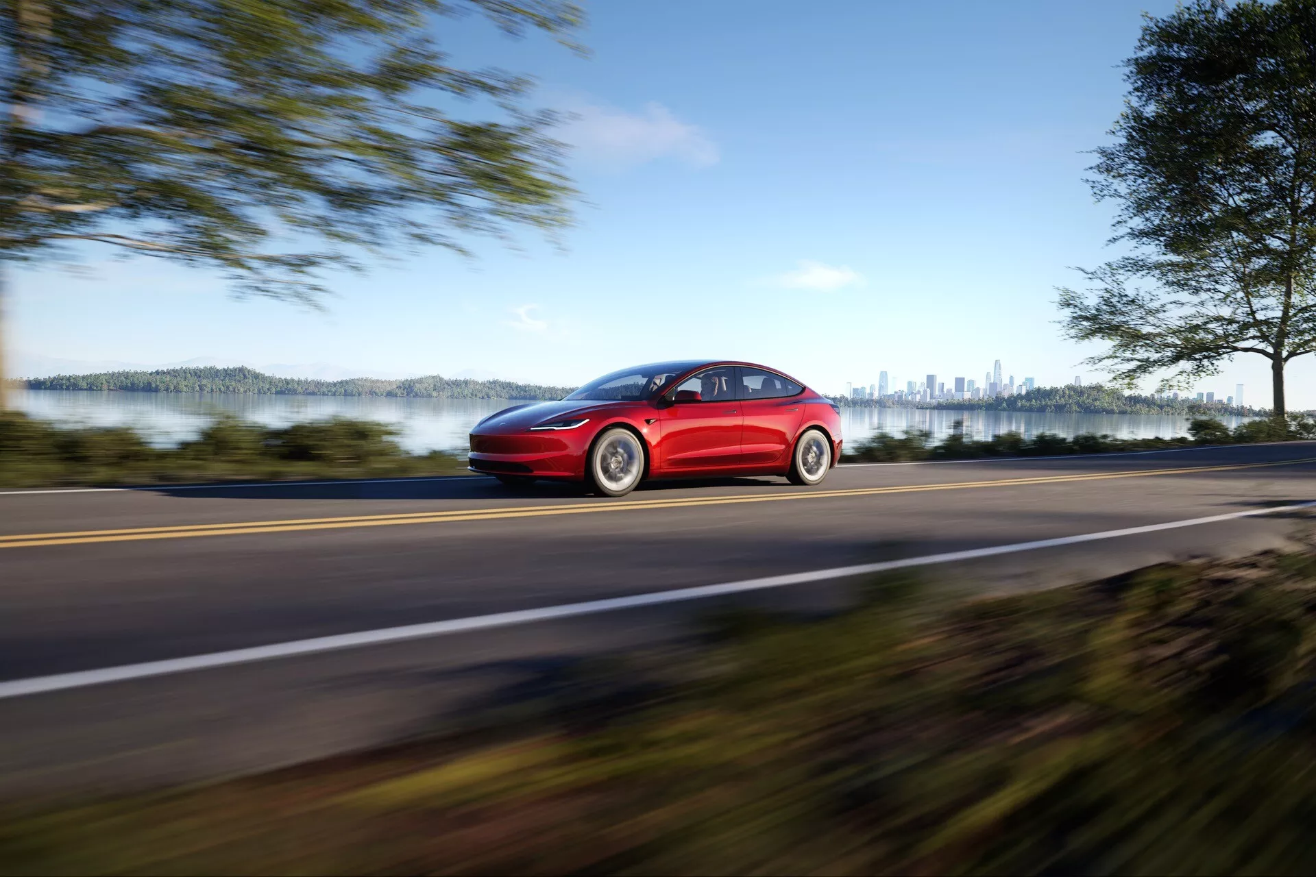 Facelift první generace Tesly Model 3 z roku 2023 s elegantním designem, vylepšenou aerodynamikou a špičkovou technologií